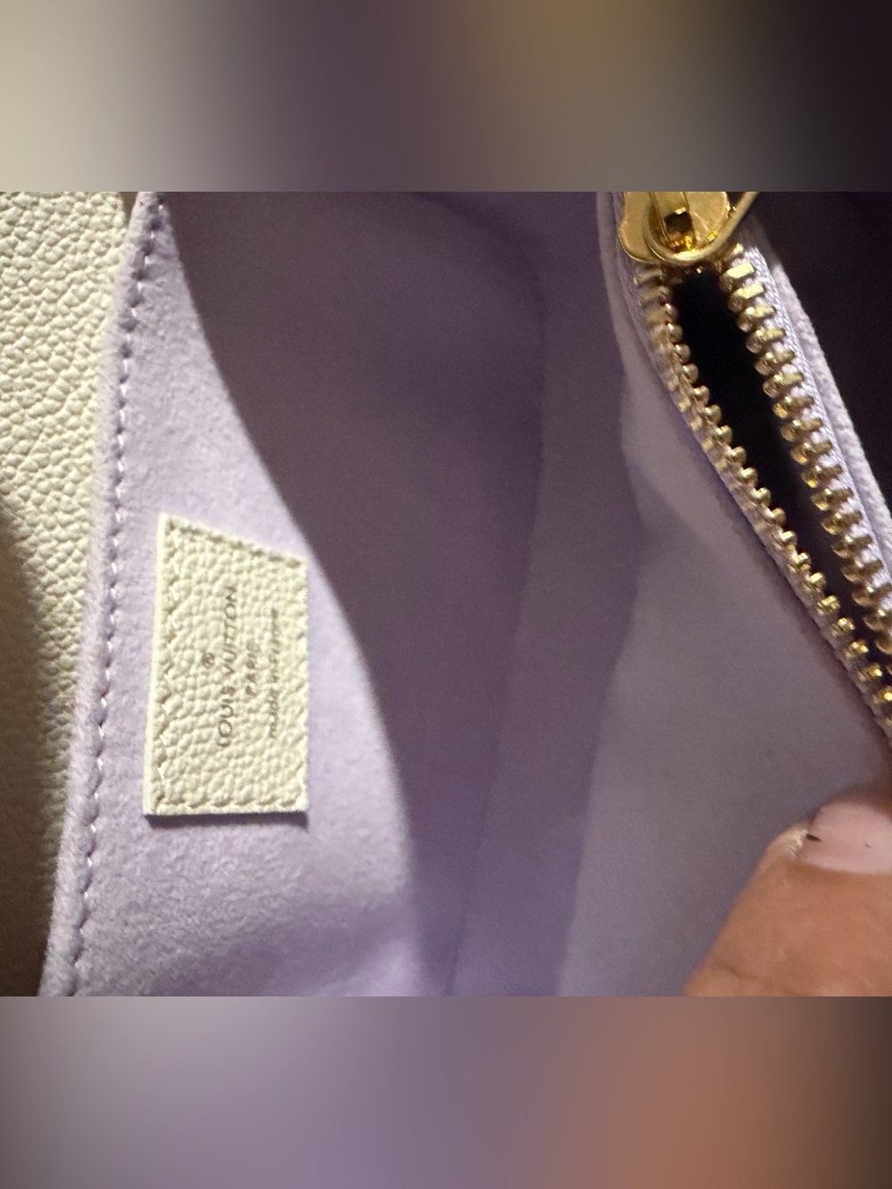 Louis Vuitton east west latte/bubble tea - Picture 4 of 5
